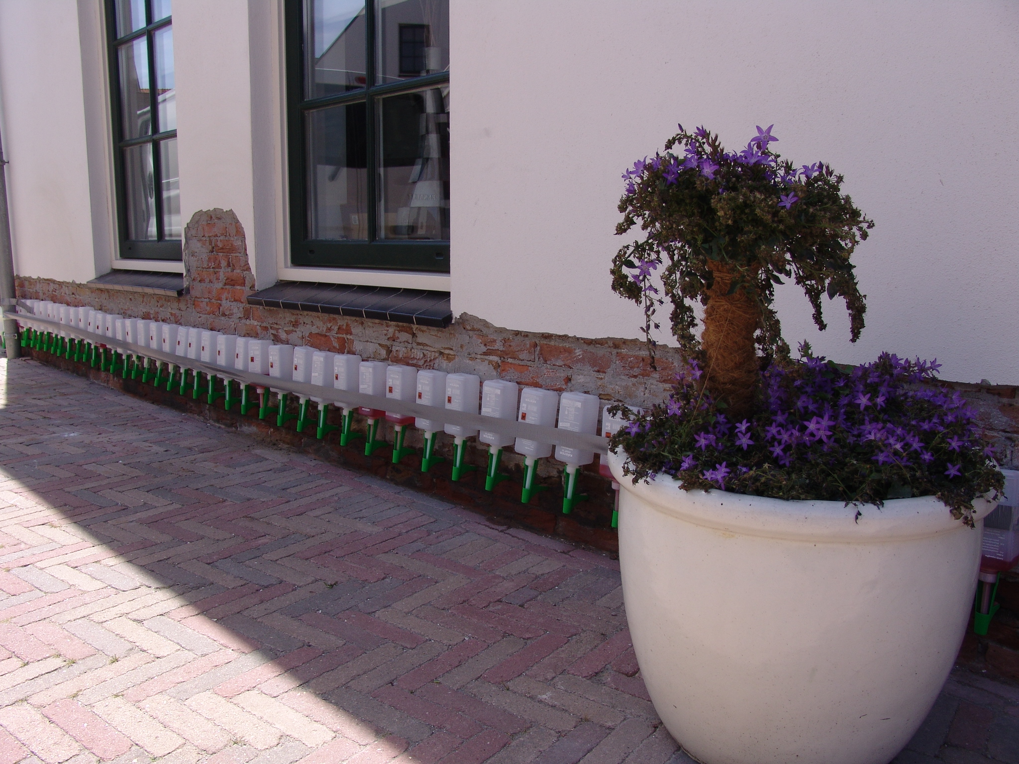 Opstijgend vocht aanbrengen 4.JPG