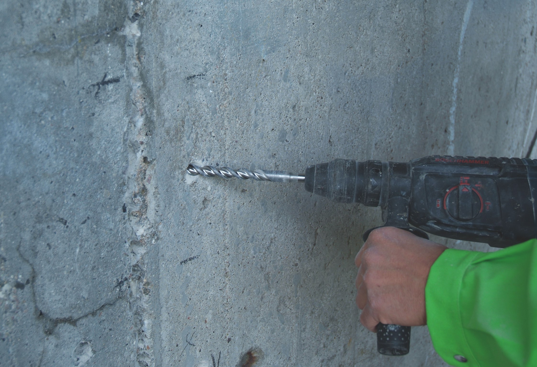 Aanboren scheurinjectie.jpg