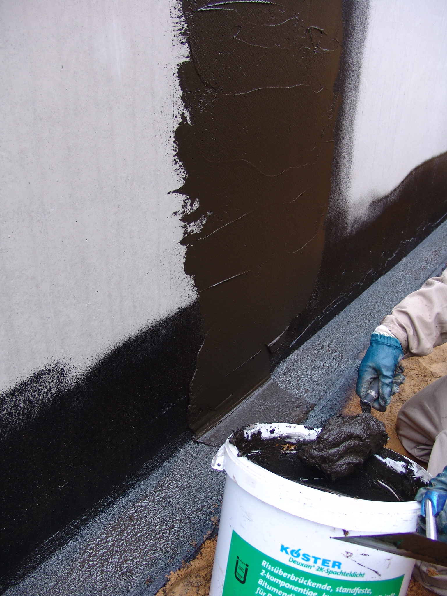 Kelderdichting - buitenzijde produkt 1.JPG