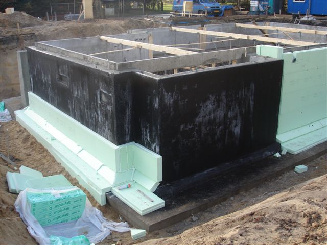 Kelderwand - isoleren 122.JPG