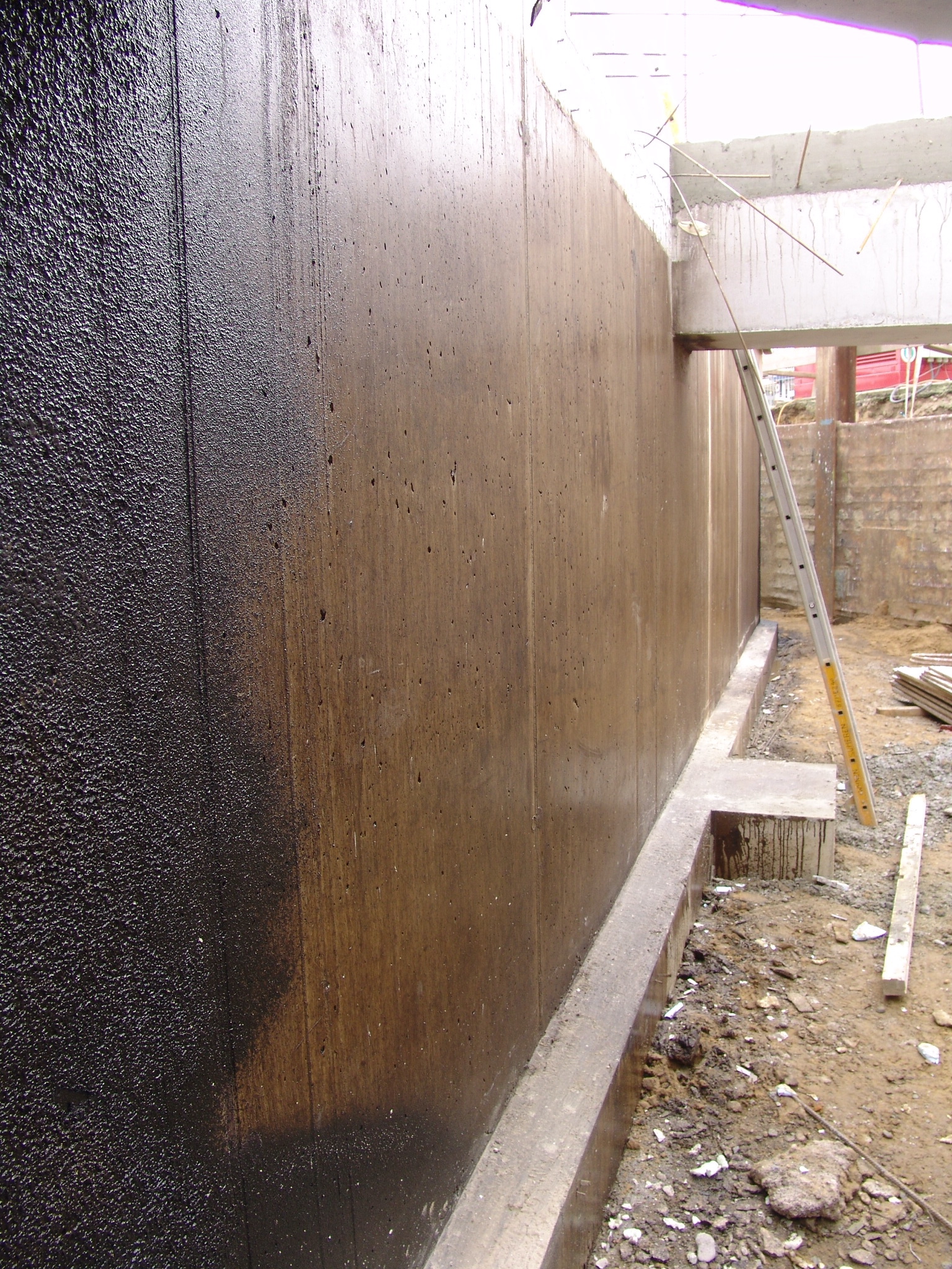 Kelderwand - primeren 11.JPG