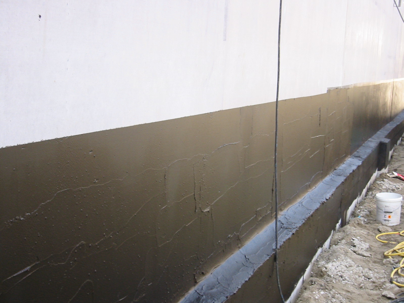 Kelderwand -waterdicht 11.JPG