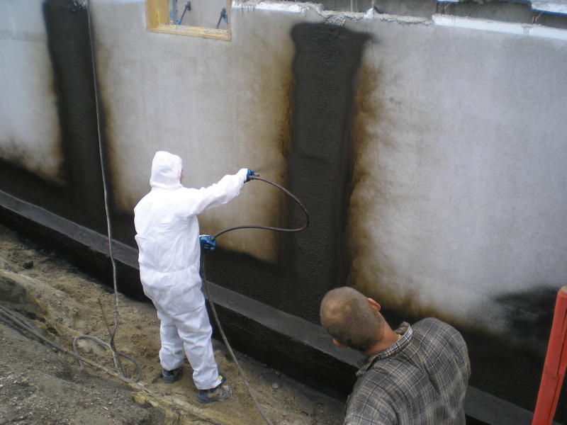 Prefab kelders - naadafdichting.jpg