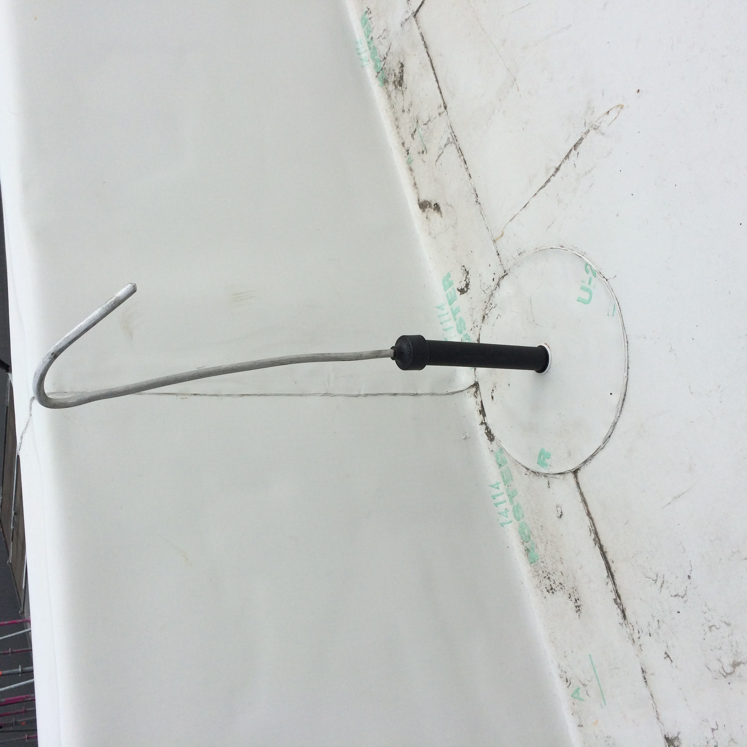 TPO dakbedekking bliksem doorvoer.JPG