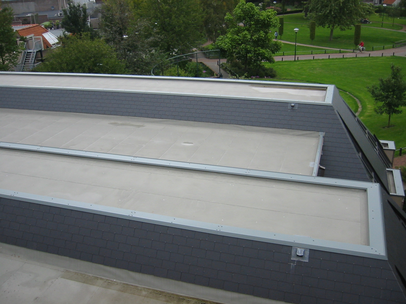 TPO dakbedekking plat dak.JPG