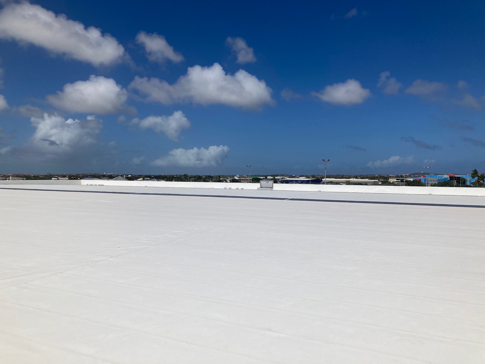 Aruba Airport Witte TPO Dakbedekking 2